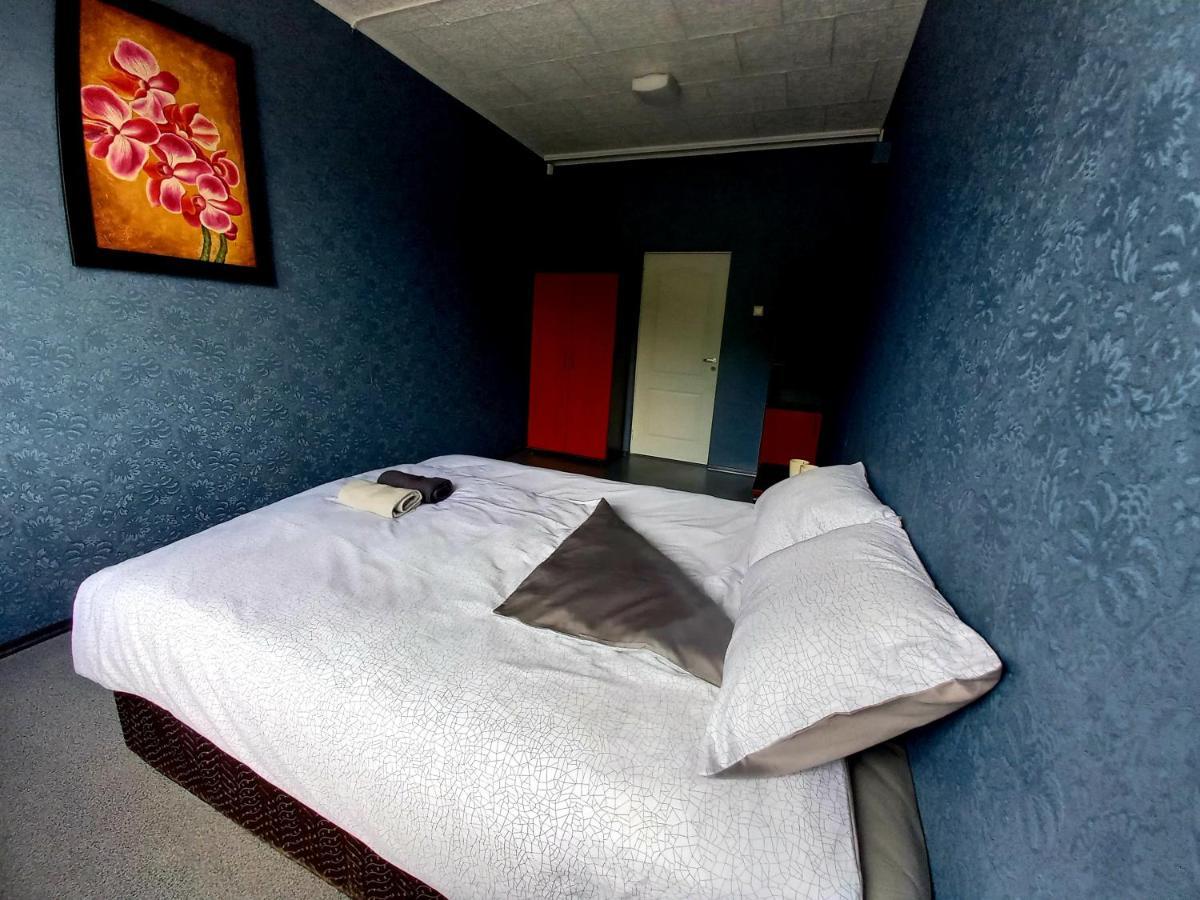 Hostelis R27 Aizpute エクステリア 写真